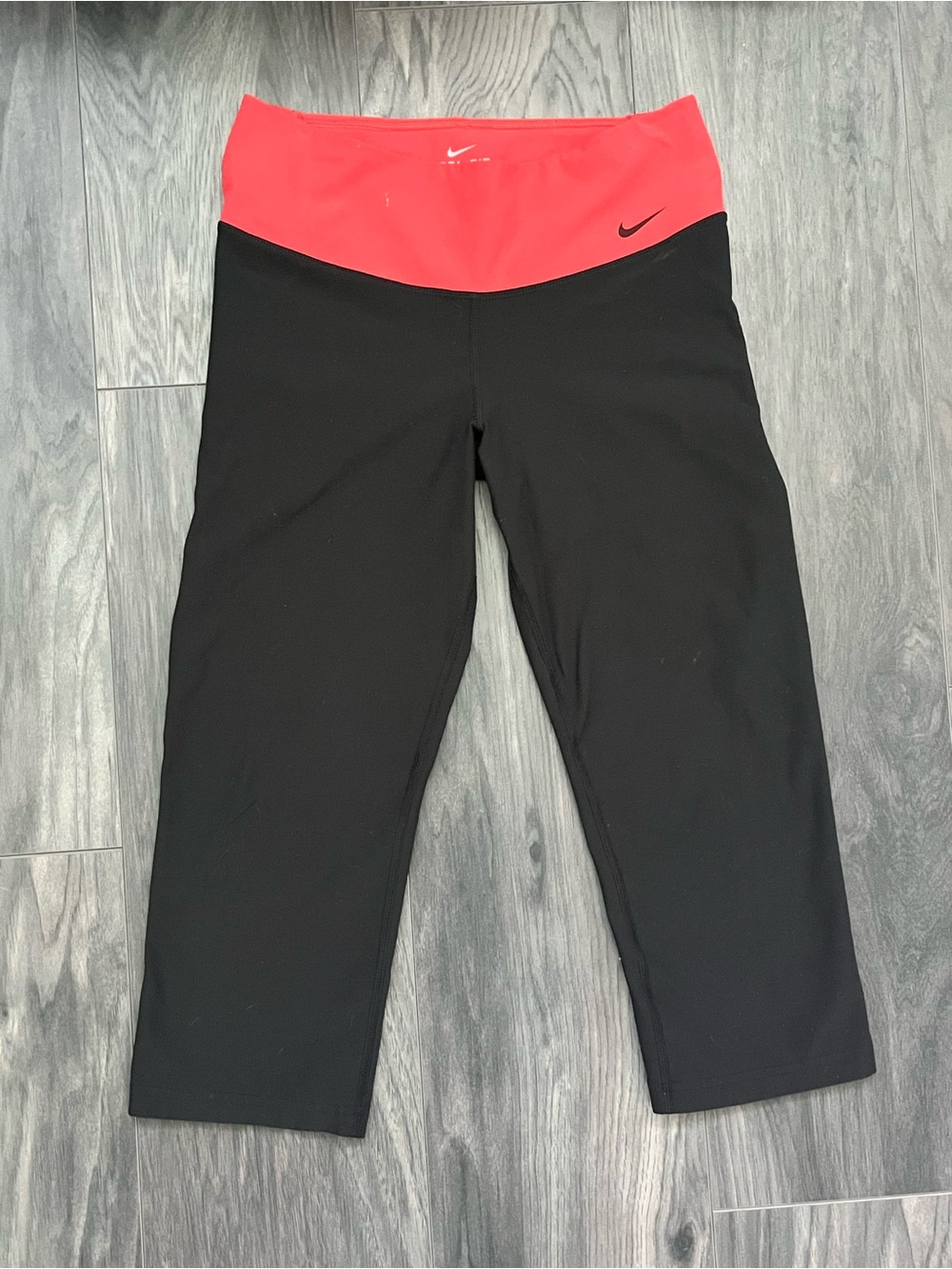 Nike Black & Red Legging Capris | Women